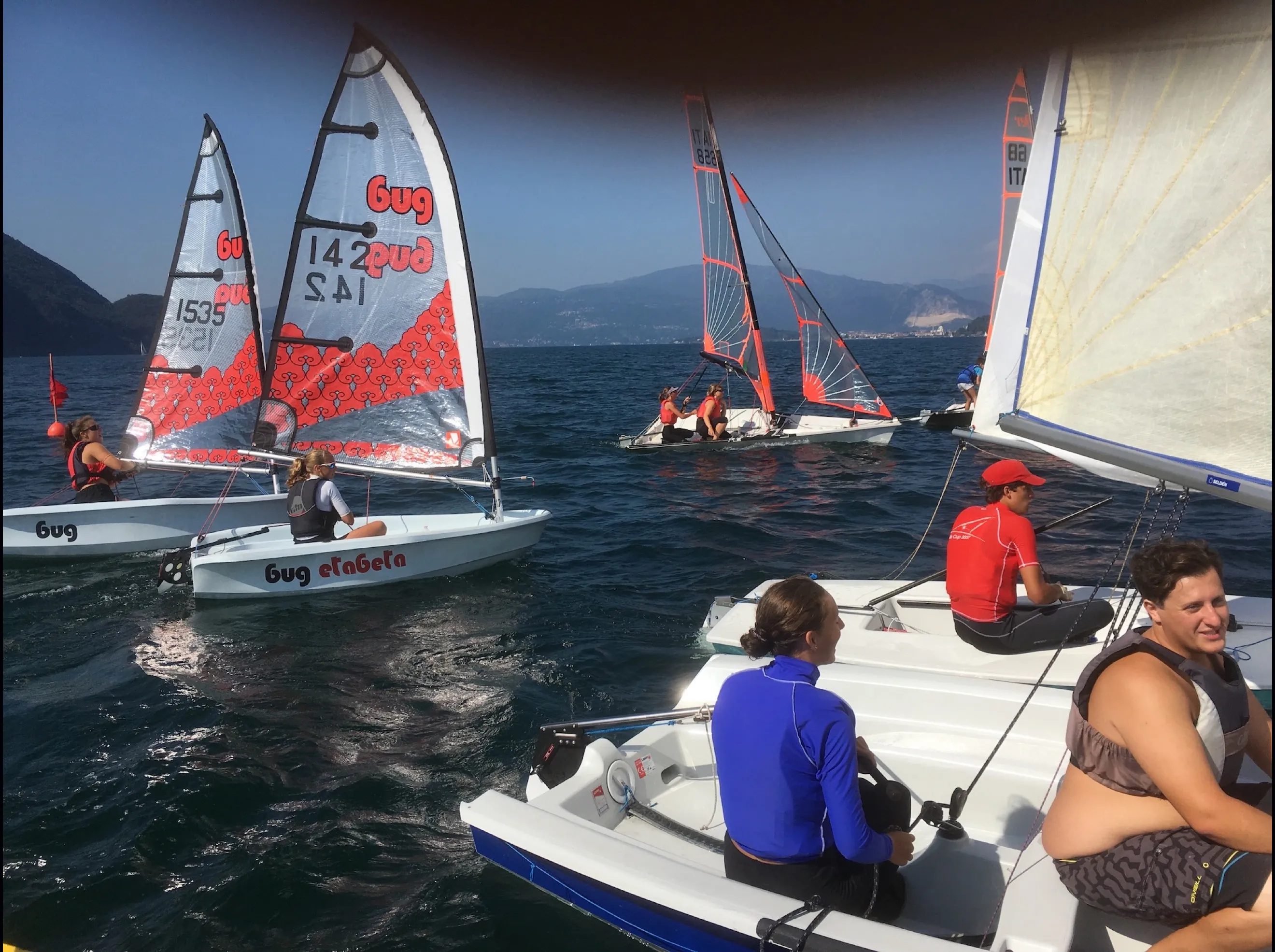 Barche a vela in navigazione